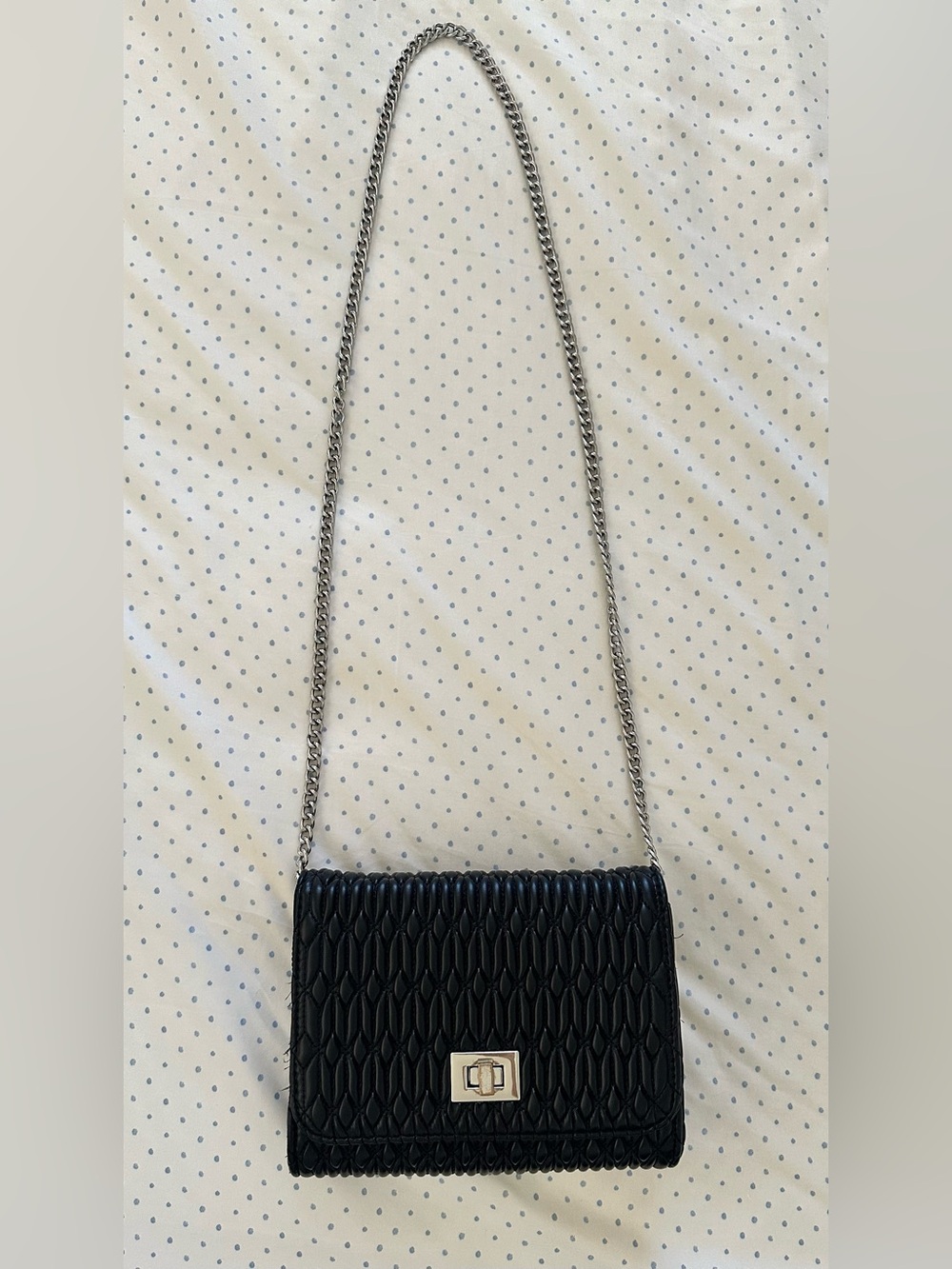 Forever 21 Black Quilted Shoulder Bag | Minimal Chic Everyday Purse